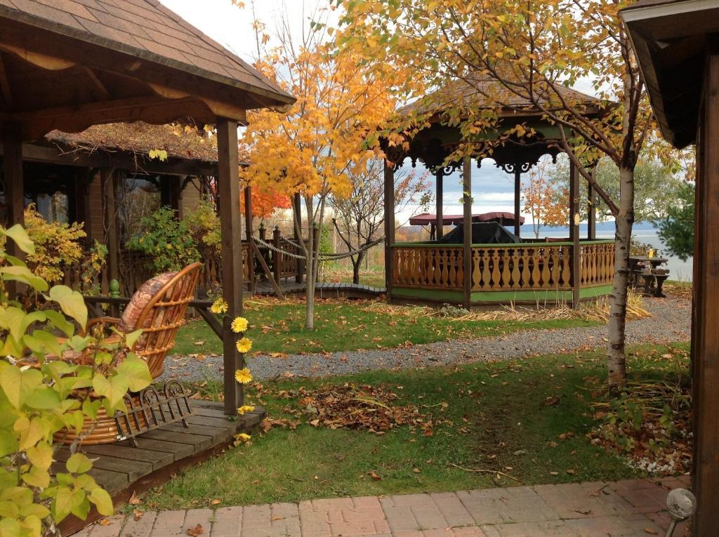 Auberge La Cote D'Or Petite-Rivière-Saint-Francois Exteriér fotografie