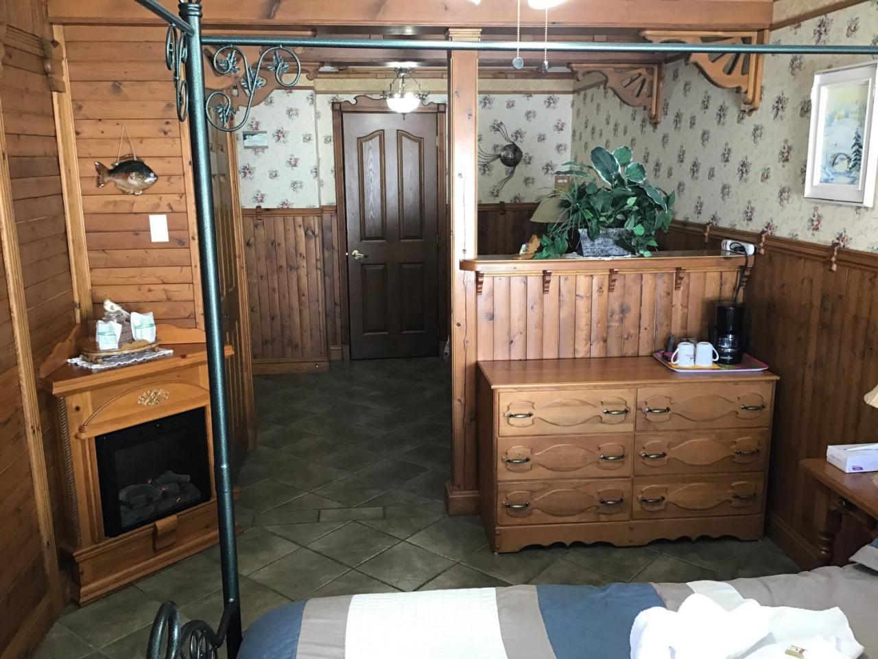 Auberge La Cote D'Or Petite-Rivière-Saint-Francois Exteriér fotografie