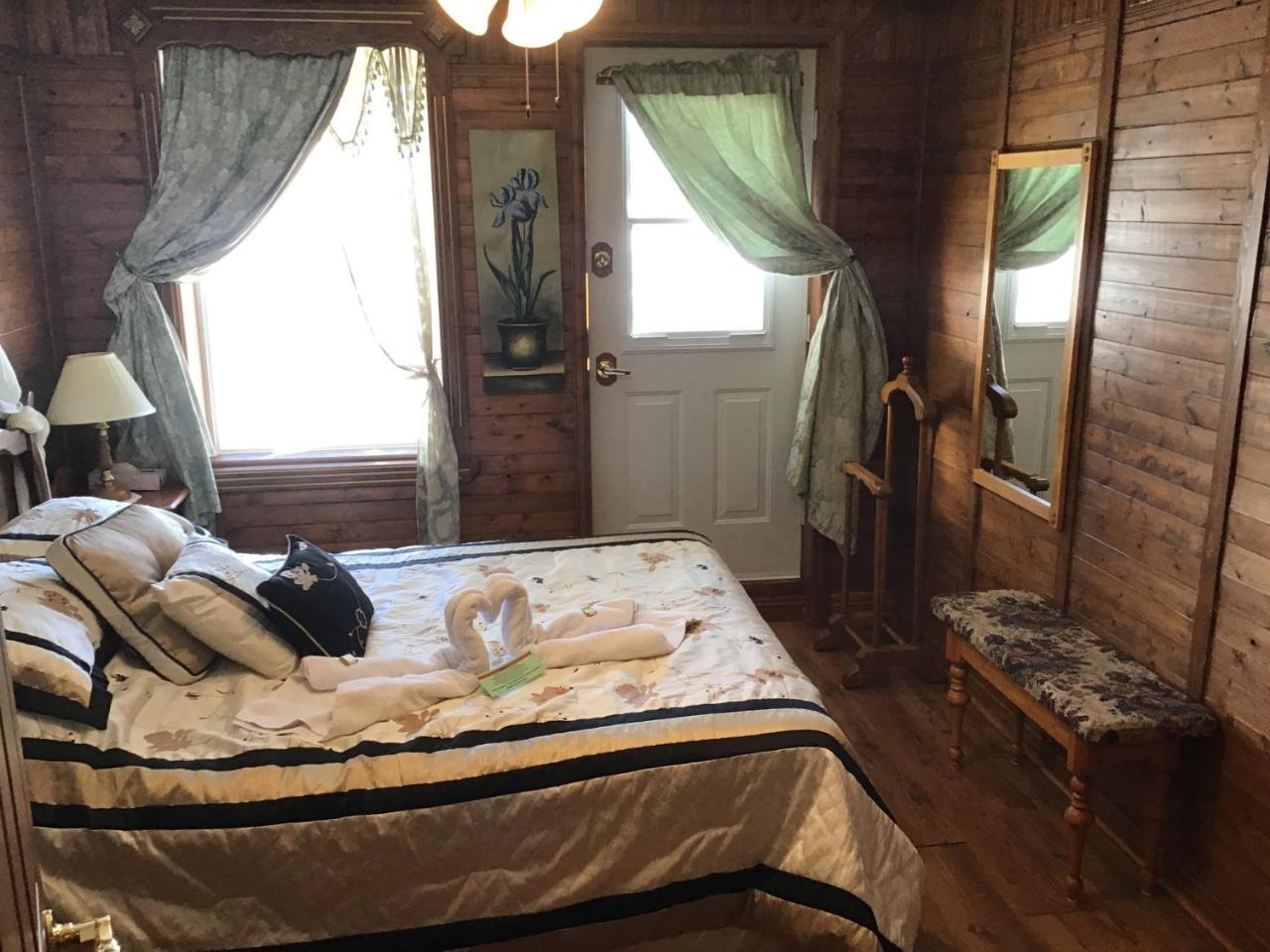 Auberge La Cote D'Or Petite-Rivière-Saint-Francois Exteriér fotografie