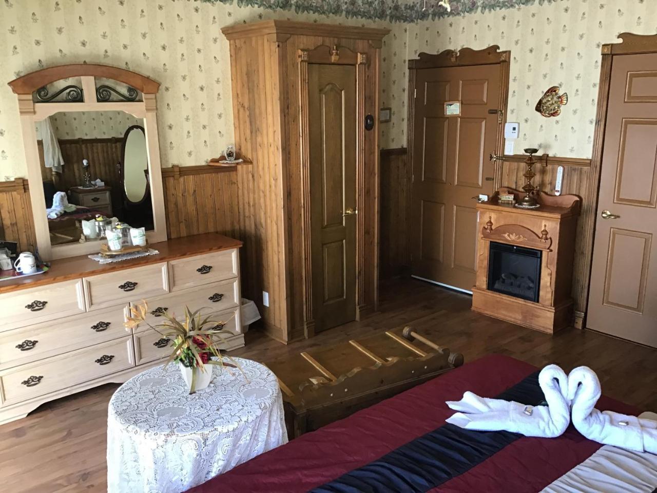 Auberge La Cote D'Or Petite-Rivière-Saint-Francois Exteriér fotografie