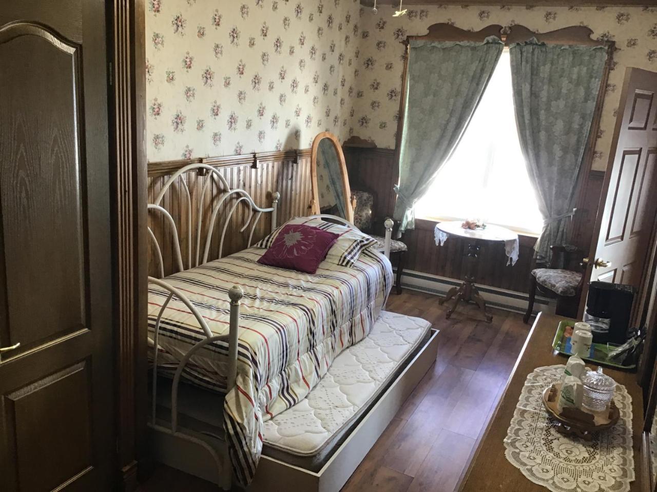 Auberge La Cote D'Or Petite-Rivière-Saint-Francois Exteriér fotografie